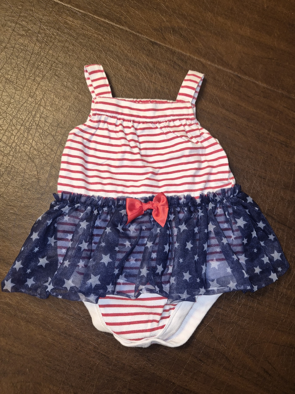 Garanimals Red and White Striped Baby Onesie Sz 12 Months